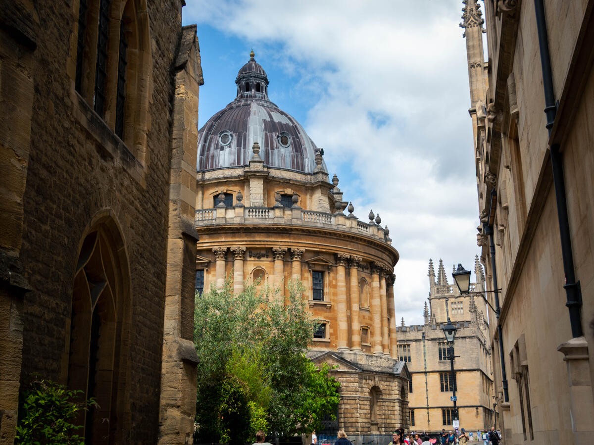 Oxford House-Ext