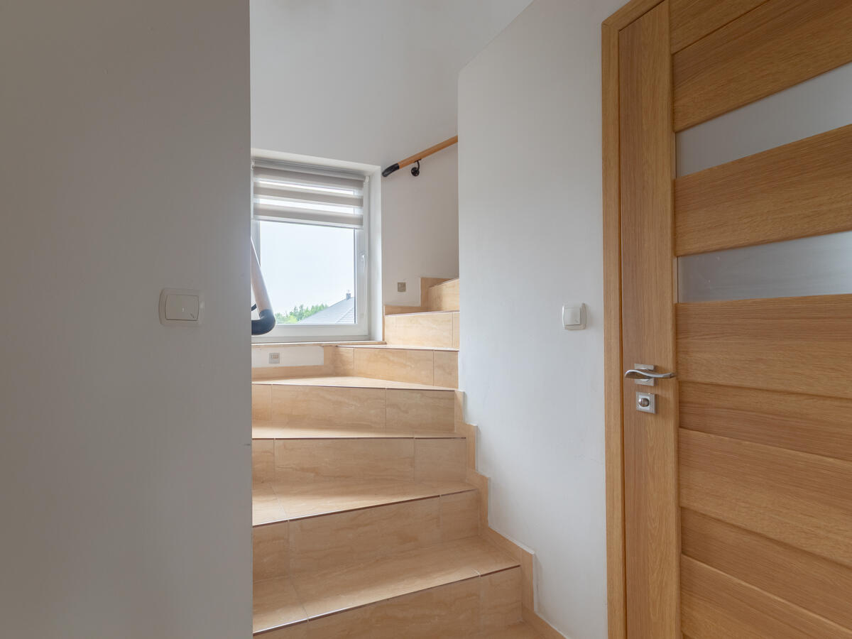 Int-Stairs Int-Stairs